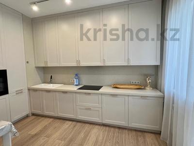 10-комнатная квартира · 340 м² · 5/16 этаж, Мангилик Ел 49 — Триумфальная арка / Ботанический сад за 270 млн ₸ в Астане, Есильский р-н