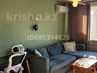 2-бөлмелі пәтер · 45 м² · 4/4 қабат, Желтоксан 170 — Ниже новой площади, бағасы: 450 000 ₸ в Алматы, Бостандыкский р-н