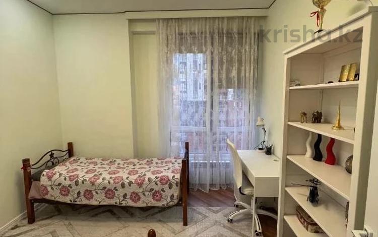 3-комнатная квартира · 81 м² · 8/18 этаж, Абая за 66 млн ₸ в Алматы, Бостандыкский р-н — фото 12