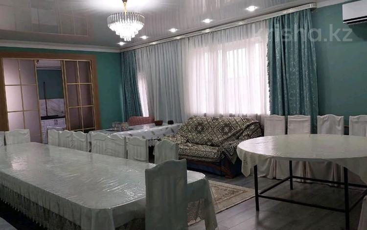 Дом · 6 комнат · 370 м², мкр Таусамалы, Бакыт 12 за 80 000 〒 в Алматы, Наурызбайский р-н — фото 65