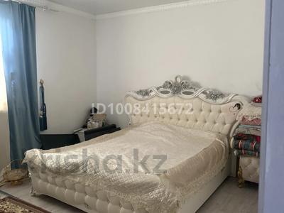 4-бөлмелі пәтер · 70 м², Қожамбетов Б 80, бағасы: 14 млн 〒 в 