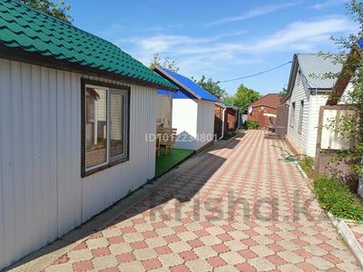 Жеке үй · 1 бөлме · 14 м², Киснеревых 14 — В центре, бағасы: 15 000 ₸ в Бурабае