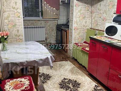 2-комнатная квартира, 48 м², 1/5 этаж, Үркімбаева 18 за 25 млн 〒 в Шымкенте, Туран р-н