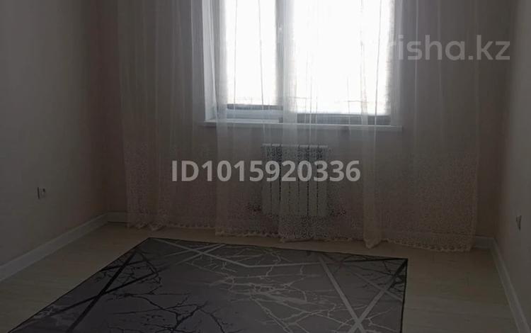 3-бөлмелі пәтер · 75 м² · 2/5 қабат, Бозарық ш/а 687/24 — 146 мектеп, бағасы: 150 000 ₸ в Шымкенте, Абайский р-н — фото 2