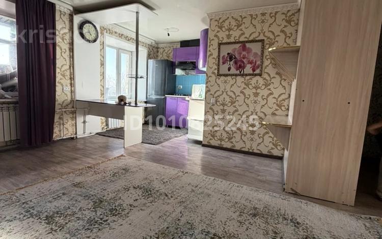 2-бөлмелі пәтер · 58 м² · 4/5 қабат, 21-шағынаудан зелинского 24/3, бағасы: 120 000 ₸ в Караганде, Алихана Бокейханова р-н — фото 2