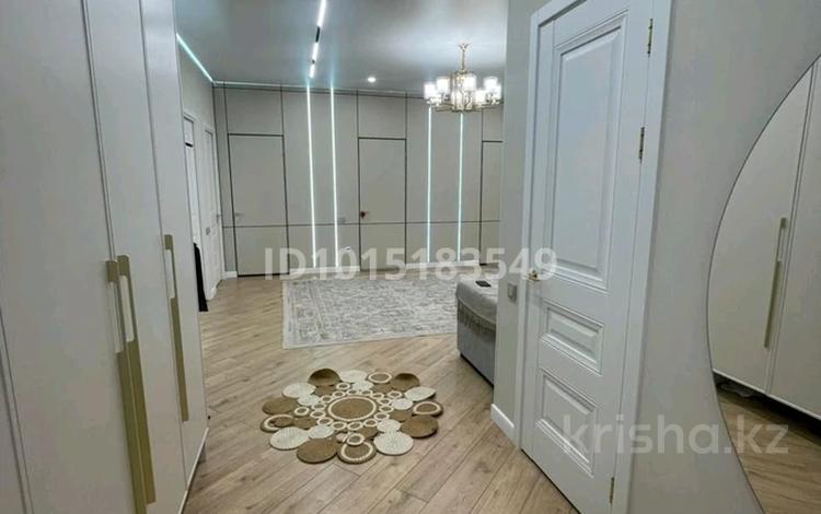 3-бөлмелі пәтер · 145 м² · 6/13 қабат, 16-ш/а. 84, бағасы: 55.5 млн ₸ в Актау, 16-й мкр  — фото 2