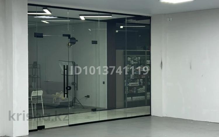 Свободное назначение · 50 м² за 250 000 ₸ в Караганде, Казыбек би р-н — фото 2