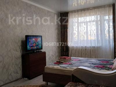 1-комнатная квартира · 35 м² · 5/5 этаж, Сатыбалдина 9 за 8 000 ₸ в Караганде, Казыбек би р-н