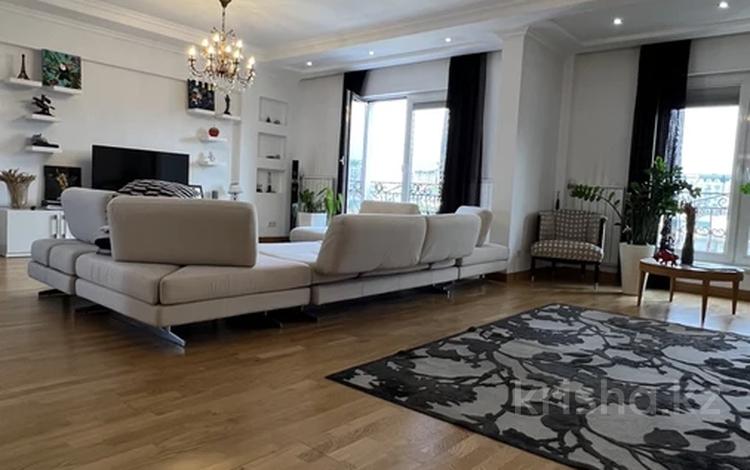 4-комнатная квартира · 165 м² · 7/7 этаж, Мкр. Мирас 157 за 155 млн ₸ в Алматы, Бостандыкский р-н — фото 12