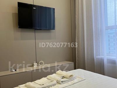 4-комнатная квартира · 70 м² · 19 этаж, Абая 160 за 5 000 〒 в Алматы, Бостандыкский р-н