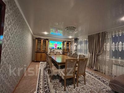 Жеке үй · 5 бөлме · 245 м² · 12 сот., РСУ 1 Бостандык 44, бағасы: 43 млн 〒 в Семее