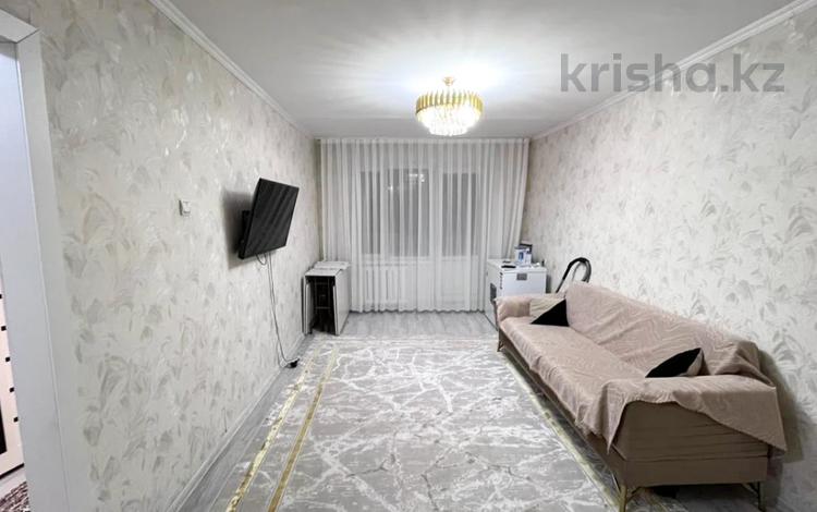 2-бөлмелі пәтер · 46 м² · 2/5 қабат, Самал 38, бағасы: 17.7 млн ₸ в Талдыкоргане, мкр Самал — фото 4