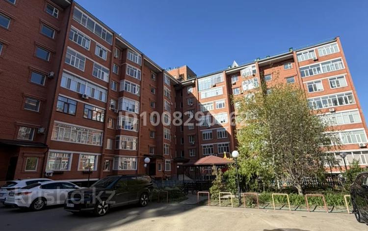 1-комнатная квартира · 58 м² · 5/7 этаж, Назарбаева 233/2 — Площадь Маншук Маметовой за 200 000 ₸ в Уральске — фото 10
