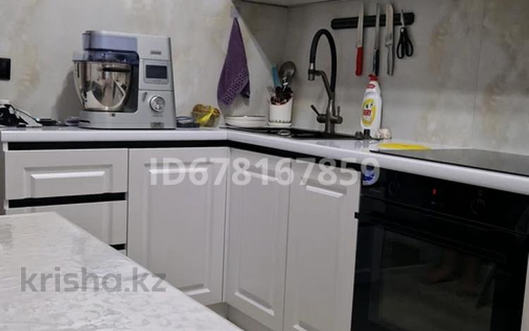 3-комнатная квартира · 57.5 м² · 2/5 этаж, мкр Городской Аэропорт, ул Космонавтов 145 — Гоголя - Космонавтов за 24 млн ₸ в Караганде, Казыбек би р-н — фото 19