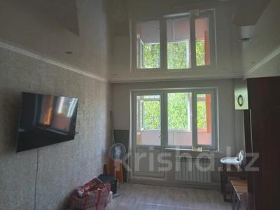 2-комнатная квартира, 46 м², 4/5 этаж помесячно, Жастар 26 за 130 000 〒 в Талдыкоргане