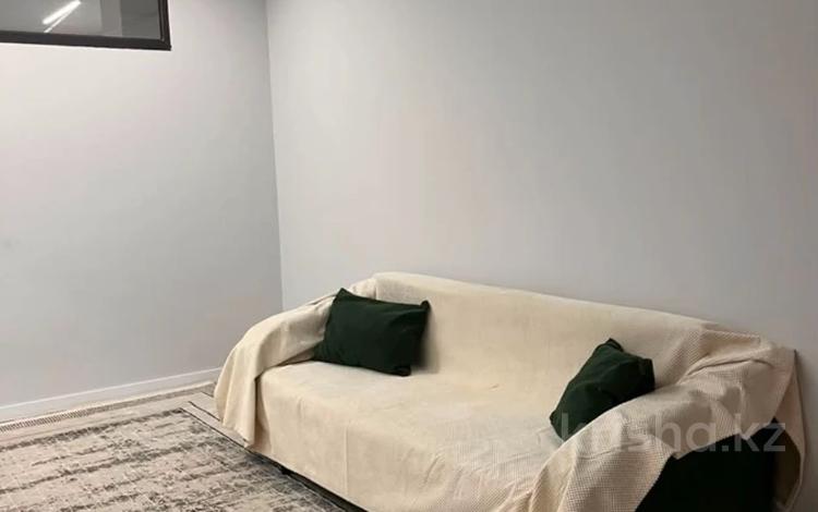 2-комнатная квартира · 50 м² · 8/12 этаж, Кошкарбаева 39в/1 за 250 000 ₸ в  — фото 3