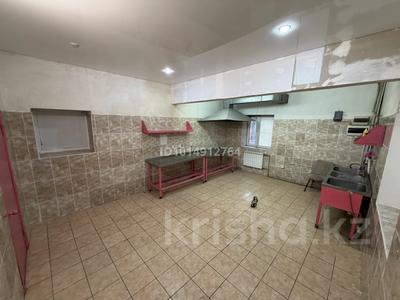 1 комната · 20 м², мкр Кунгей , Муканова — Перекресток республика и муканова авто комплекс Әлем за 100 000 ₸ в Караганде, Казыбек би р-н