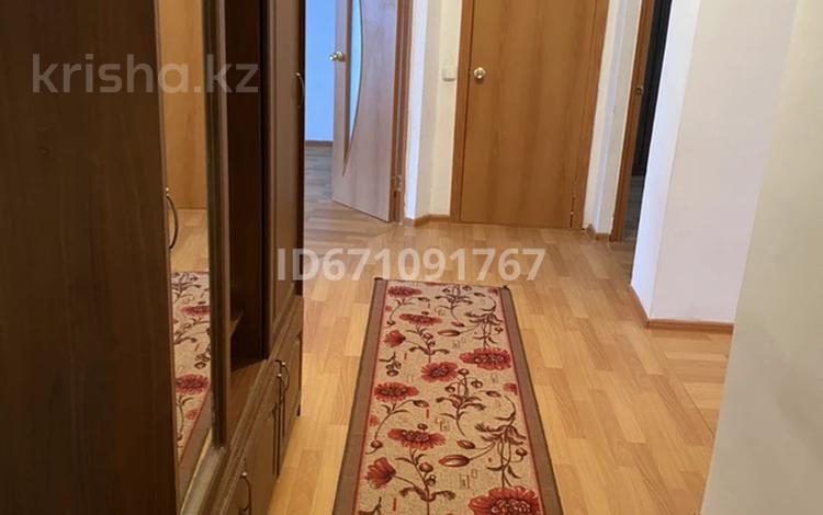2-комнатная квартира · 65.3 м² · 7/9 этаж, Монкеулы за 22 млн ₸ в Уральске — фото 2