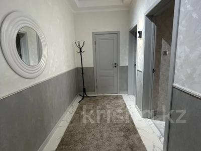 3-бөлмелі пәтер · 70.4 м² · 8/9 қабат, Просп. Нурсултана Назарбаева 100, бағасы: 300 000 ₸ в Кокшетау