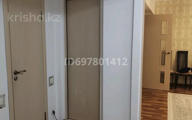 3-бөлмелі пәтер · 65 м² · 5/5 қабат, М-н Самал 21, бағасы: 20.5 млн ₸ в Талдыкоргане, мкр Самал — фото 2