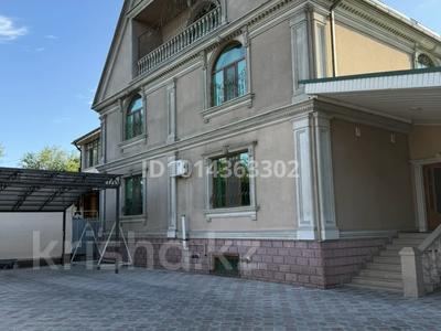 Отдельный дом · 5 комнат · 552 м² · 6 сот., Акын Сара — Жабаева за 210 млн ₸ в Талдыкоргане