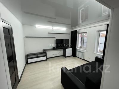 Отдельный дом · 3 комнаты · 80 м² · 6 сот., Бажова — Бажова за 2.5 млн 〒 в Усть-Каменогорске, Ульбинский