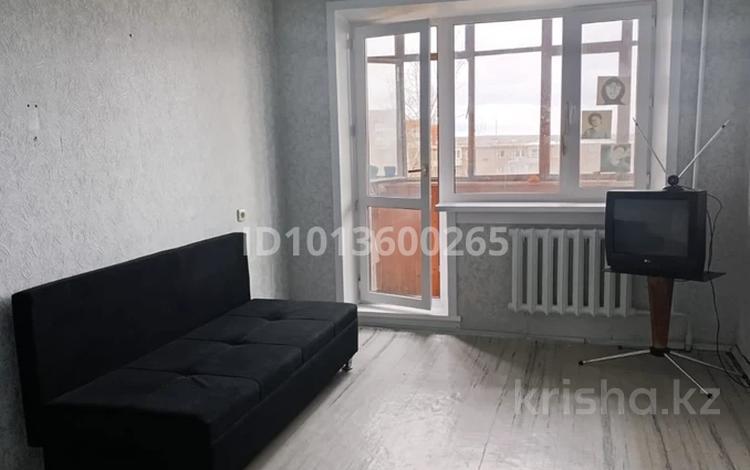 2-комнатная квартира · 48 м² · 4/5 этаж, 6 мкр 48 дом за 7.5 млн ₸ в Степногорске — фото 2