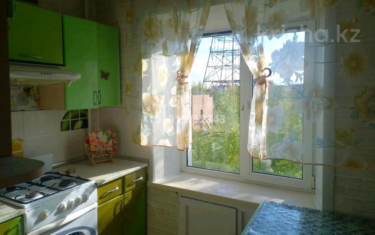 2-комнатная квартира · 52 м² · 4/5 этаж, 2 мкр 21 за 80 000 ₸ в Лисаковске — фото 2