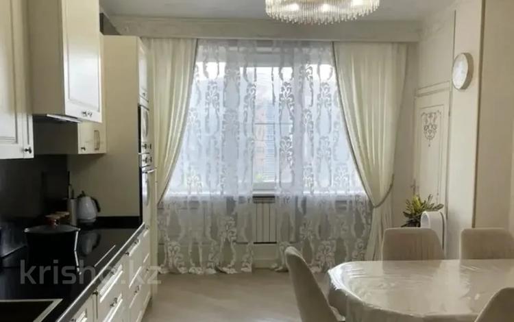 4-комнатная квартира · 160 м² · 5/21 этаж, Аль-Фараби 21 за 175 млн ₸ в Алматы, Бостандыкский р-н — фото 2