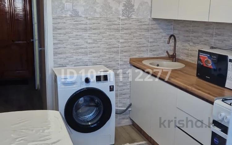 2-бөлмелі пәтер · 78 м², мкр Юго-Восток, 30й микрорайон 15, бағасы: 170 000 ₸ в Караганде, Казыбек би р-н — фото 2