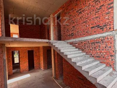 Жеке үй · 9 бөлме · 760 м² · 17 жүзд., Рахманкул Бердыбай 19, бағасы: 460 млн ₸ в Астане, Алматы р-н