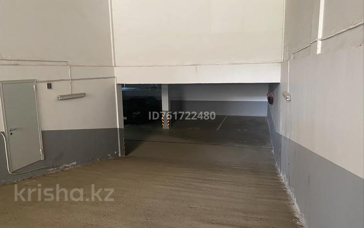 Паркинг · 17 м² · Сауран 10В, бағасы: 25 000 ₸ в Астане, Есильский р-н — фото 2