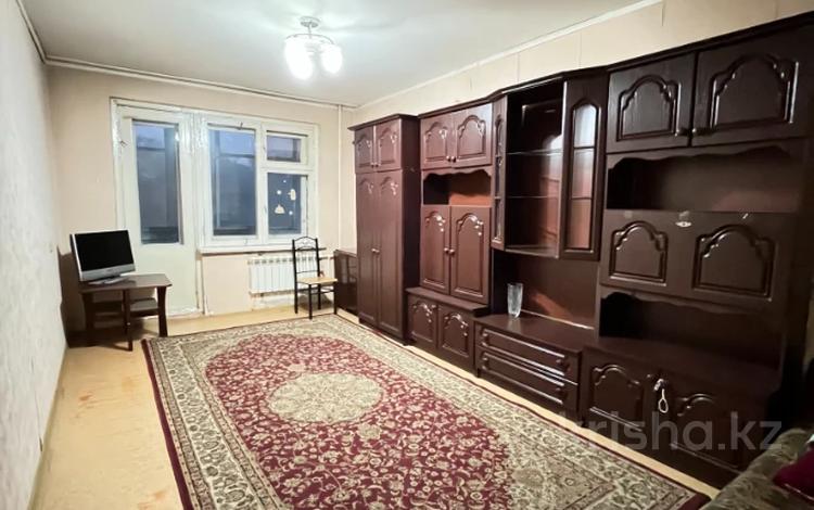 1-комнатная квартира · 33 м² · 2/5 этаж, мкр 11 за 12.5 млн ₸ в Актобе — фото 8