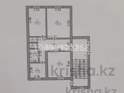 3-комнатная квартира · 75 м² · 1/3 этаж, Сатпаева за 350 000 〒 в Жезказгане