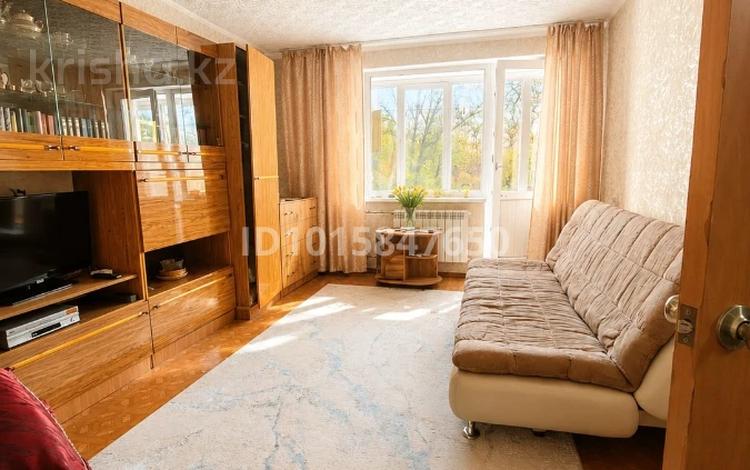 2-бөлмелі пәтер · 49 м² · 2/9 қабат, мызы 49, бағасы: 25 млн ₸ в Усть-Каменогорске — фото 9