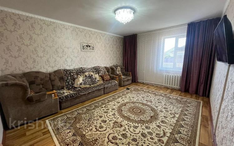 Жеке үй · 6 бөлме · 592 м² · 8 жүзд., Алмагүл ш/а., Джамбыла 49, бағасы: 40 млн ₸ в Атырау, мкр. Алмагуль — фото 5