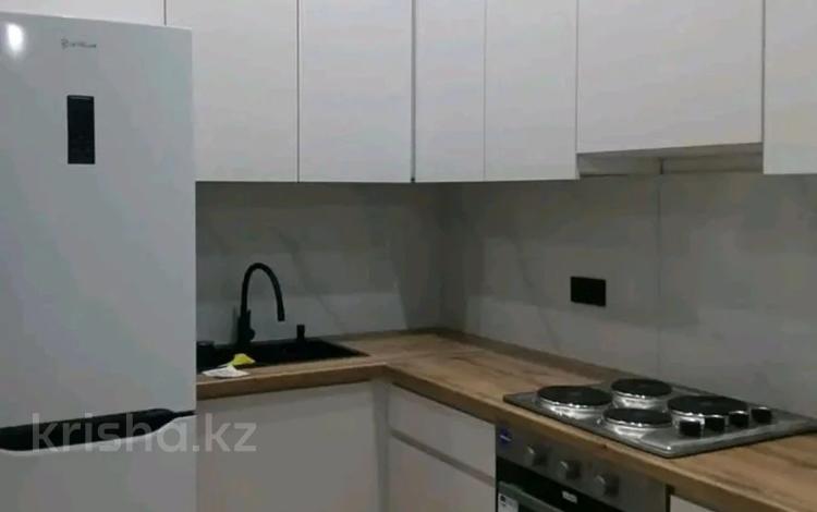 1-комнатная квартира · 40 м² · 2/12 этаж, мкр Тастак-1, Райымбека — Емцова за 250 000 ₸ в Алматы, Ауэзовский р-н — фото 13