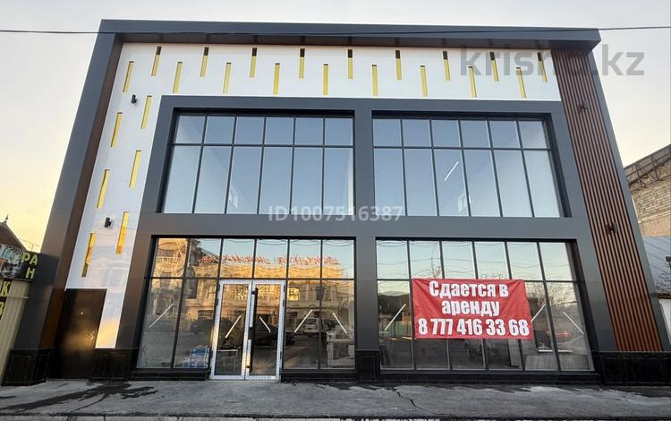 Свободное назначение, офисы, магазины и бутики, склады, азс, автосервисы и автомойки, общепит, салоны красоты, фитнес и спорт, медцентры и аптеки, образование, развлечения, конференц-залы, кабинеты и рабочие места, студии · 1000 м² за 2.5 млн 〒 в Таразе — фото 2