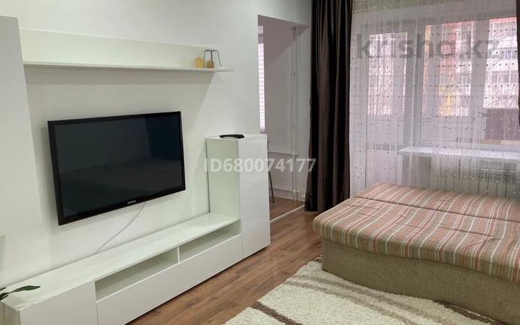 1-комнатная квартира, 40 м², 3/5 этаж помесячно, Ердена 199