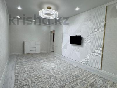 2-комнатная квартира · 60 м² · 1/10 этаж, мкр Центральный, Абая 26 за 350 000 〒 в Атырау