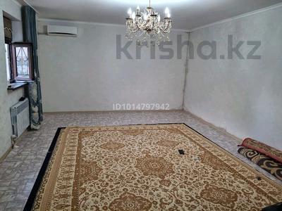 Отдельный дом · 2 комнаты · 70 м² · 25 сот., Рахат 3 24 көше — Р 3 24 64 за 18 млн ₸ в Жанаозен