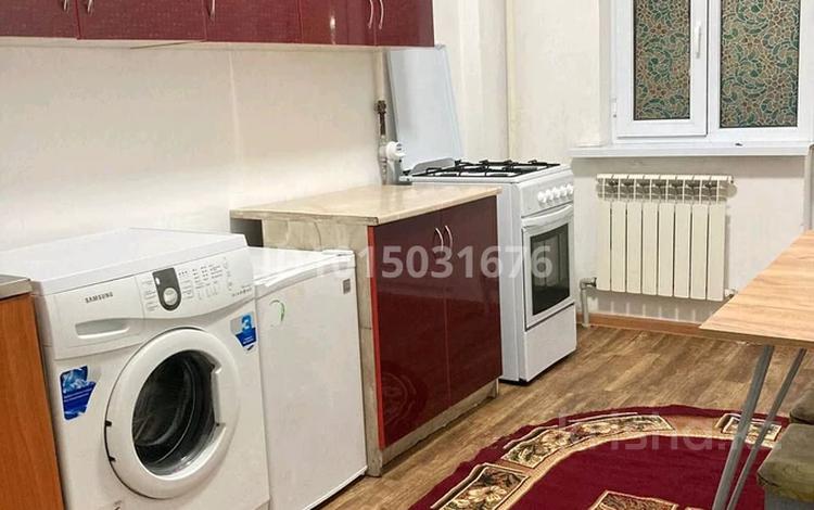 1-бөлмелі пәтер · 36 м² · 2/4 қабат, Арай-2 ш/а. 11, бағасы: 13 млн ₸ в Таразе, мкр Арай-2 — фото 2