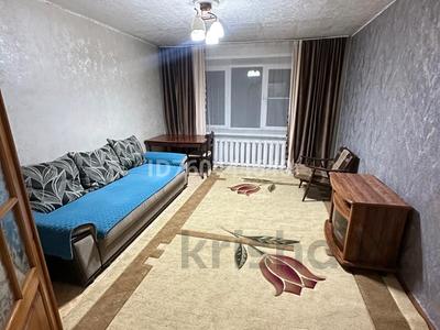2-комнатная квартира · 50 м² · 2/5 этаж, Бурова 20 за 180 000 ₸ в Усть-Каменогорске, Ульбинский