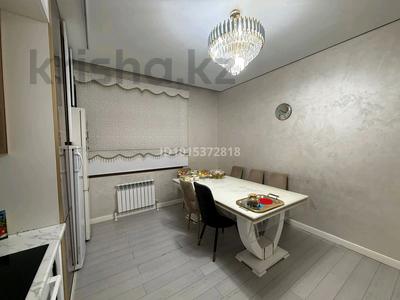 2-бөлмелі пәтер · 82 м² · 4/8 қабат, Пасмакова 67, бағасы: 75 млн ₸ в Семее, Красный Кордон
