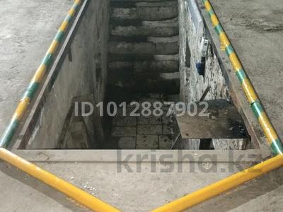 Гараж · 180 м² · Бактыбай батыра 96/1 — Озёрная 26 ресторан Арна за 7 777 ₸ в Актобе, мкр Москва