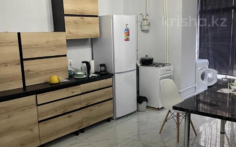 1-комнатная квартира · 54 м² · 1/5 этаж, Богембай Батыра за 12.5 млн ₸ в Актобе — фото 2