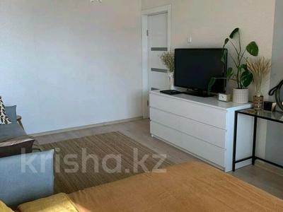 1-бөлмелі пәтер, 37 м², 3 қабат ай сайын, Туран 43/5, бағасы: 150 000 〒 в Астане, Есильский р-н