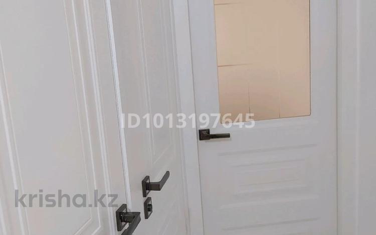 3-бөлмелі пәтер · 57 м² · 4/5 қабат, Тулебаева — Макатаева, бағасы: 65 млн ₸ в Алматы, Медеуский р-н — фото 2