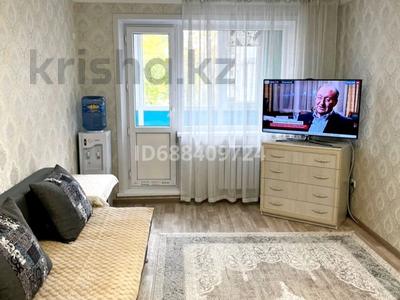 2-комнатная квартира, 44 м², 2/3 этаж, Муткенова 49 за 15.5 млн 〒 в Павлодаре