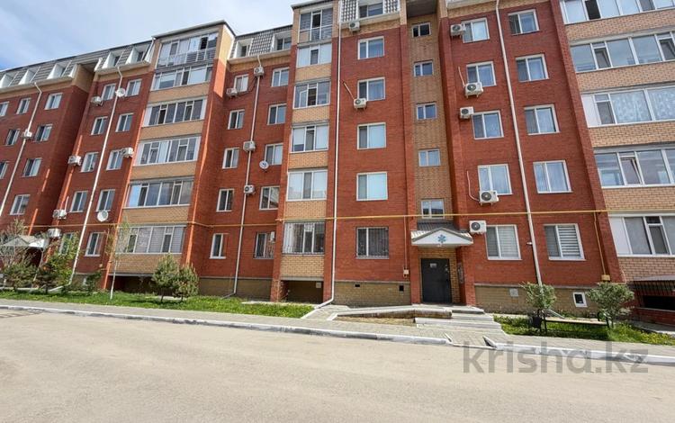 2-бөлмелі пәтер · 67.7 м² · 2/6 қабат, Юбилейный мкр. 28, бағасы: 31 млн ₸ в Костанае — фото 2